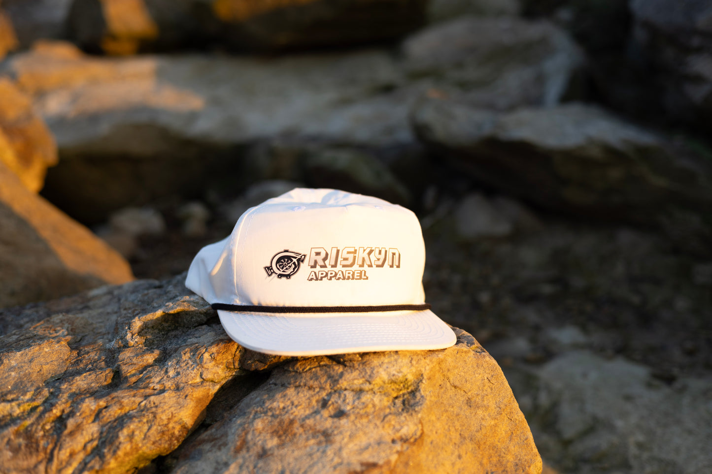 Riskyn Turbo White Rope hat